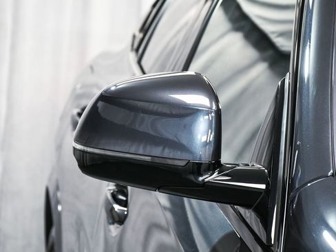 Used 2022 BMW X6 xDrive40i w/ Executive Package image 76