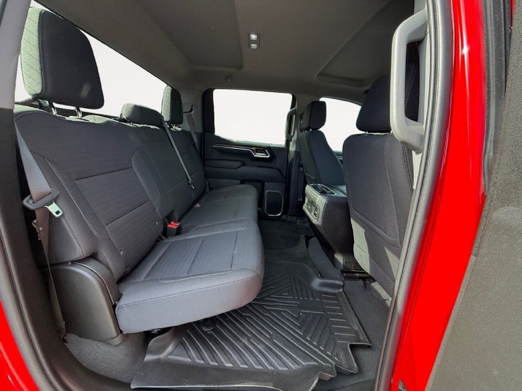 Used 2022 Chevrolet Silverado 1500 RST AWD/4WD image 24