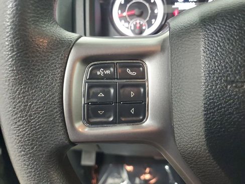 Used 2021 RAM 1500 Classic SLT image 22