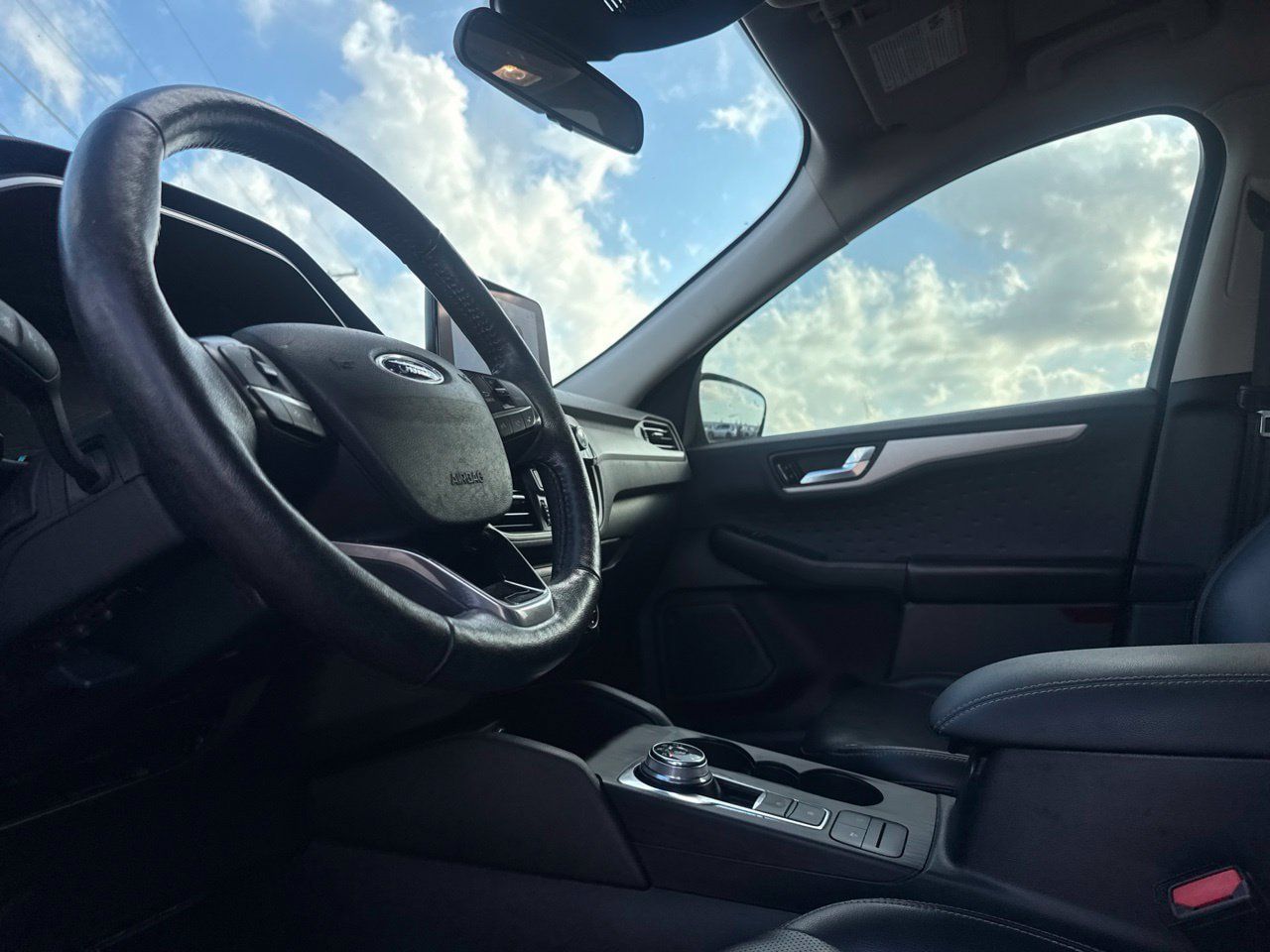 Used 2020 Ford Escape SEL FWD image 40