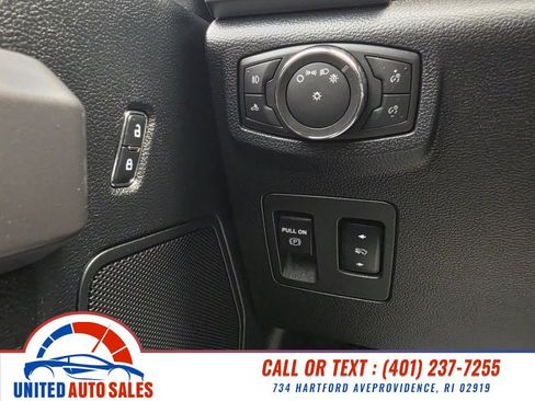 Used 2016 Ford F150 XLT w/ Equipment Group 302A Luxury AWD/4WD image 18