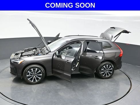 Used 2025 Volvo XC60 B5 Plus w/ Climate Package AWD/4WD image 36