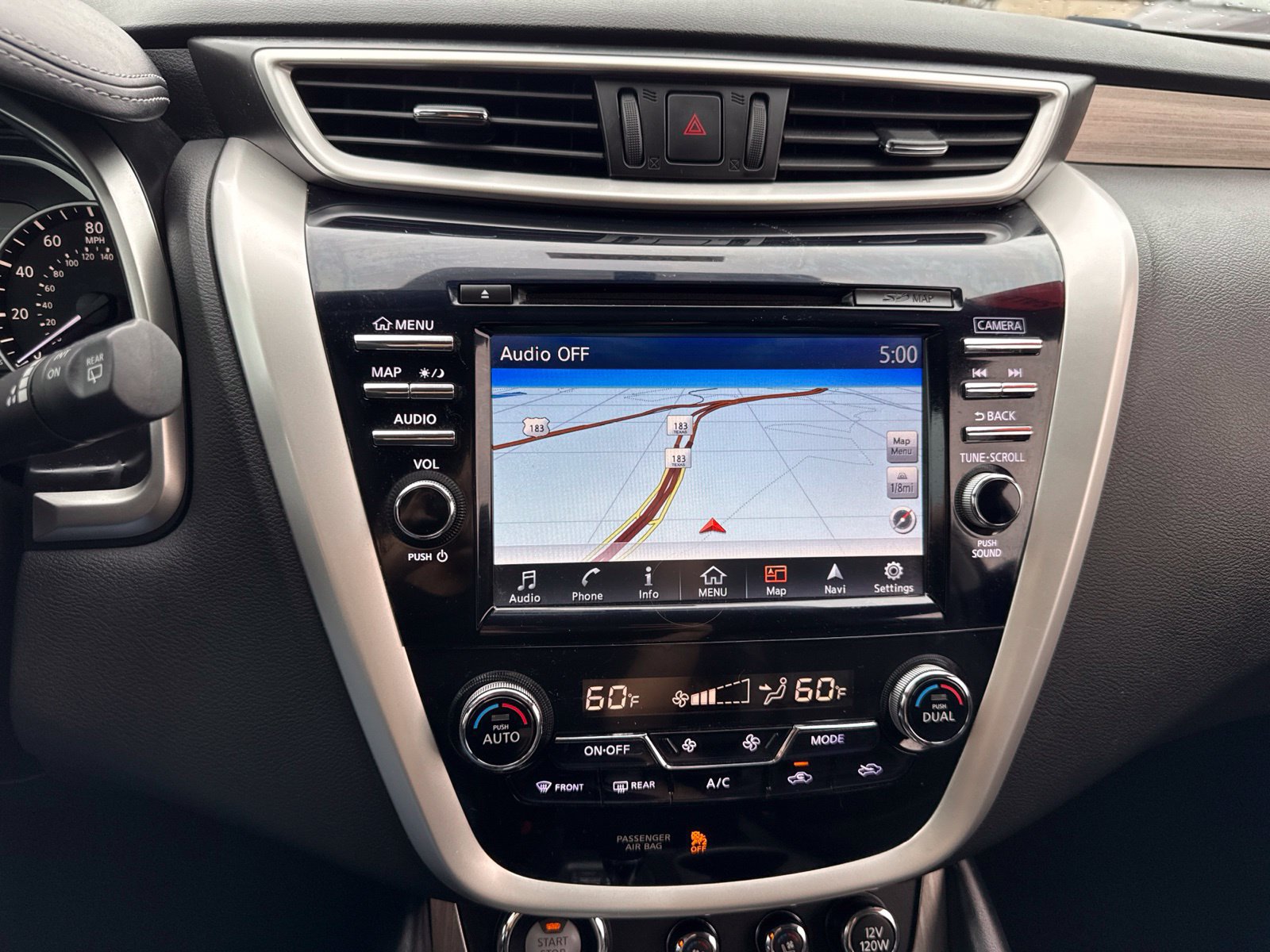 Used 2016 Nissan Murano Platinum w/ Platinum Technology Package FWD image 14