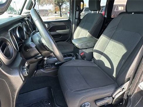 Used 2022 Jeep Wrangler Unlimited Sport image 12