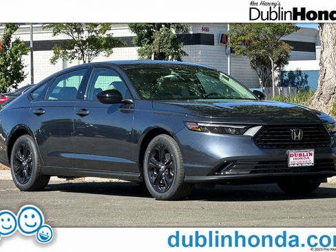 New 2025 Honda Accord SE image 1