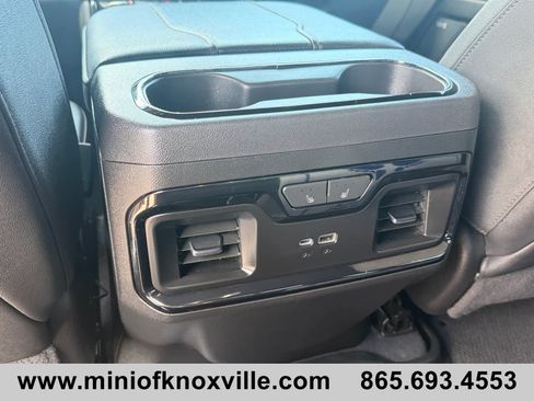 Used 2023 GMC Sierra 1500 AT4 w/ Technology Package AWD/4WD image 19