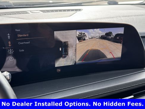Used 2025 Cadillac XT4 Premium Luxury FWD image 17