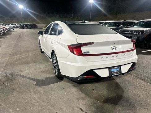 Used 2022 Hyundai Sonata Limited w/ Preferred Accessory Package image 14