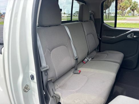 Used 2019 Nissan Frontier SV RWD image 14