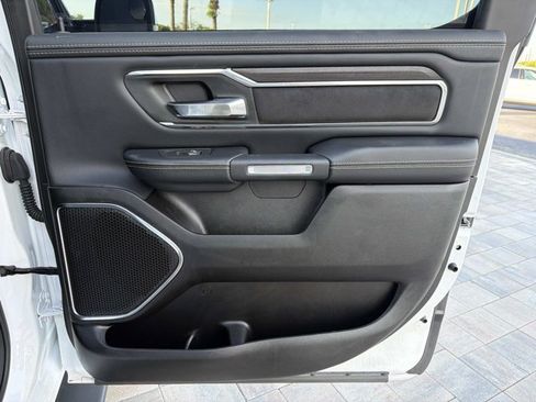 Used 2025 RAM 1500 Laramie AWD/4WD image 22