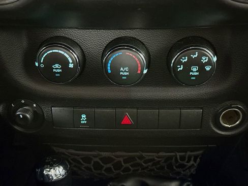 Used 2017 Jeep Wrangler Unlimited Sport w/ Quick Order Package 23S image 13