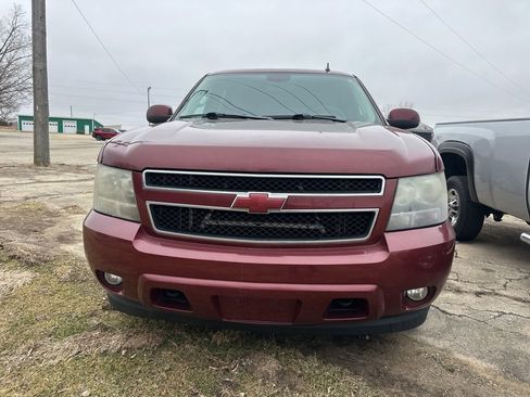 Used 2009 Chevrolet Suburban LT AWD/4WD image 18
