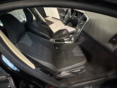 Used 2013 Volvo XC60 3.2 FWD image 26