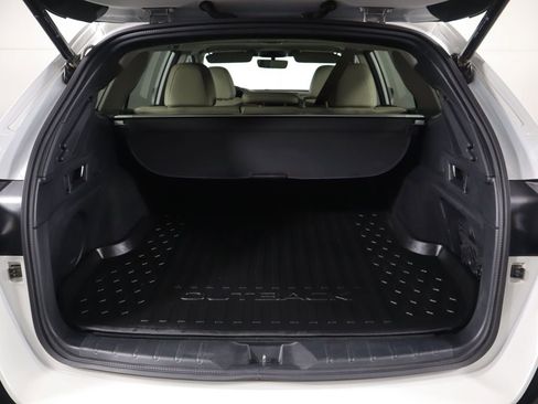 Used 2024 Subaru Outback Limited image 28