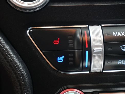 Used 2021 Ford Mustang GT Premium w/ GT Performance Package RWD image 22