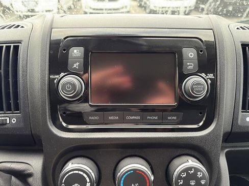 Used 2019 RAM ProMaster 3500 w/ Interior Convenience Group image 17