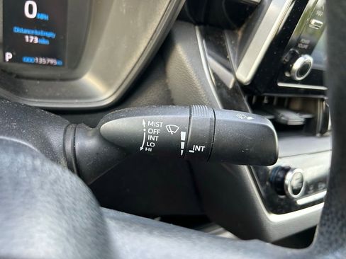 Used 2020 Toyota Corolla LE FWD image 21