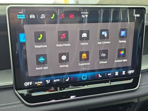 New 2026 Volkswagen Tiguan SE R-Line AWD/4WD image 21