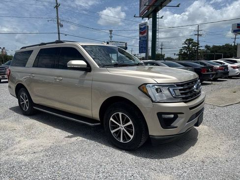 Used 2018 Ford Expedition Max XLT w/ Equipment Group 202A RWD image 5