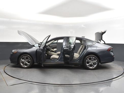 Used 2024 Honda Accord EX image 46