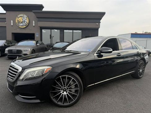 Used 2017 Mercedes-Benz S 550 Sedan image 1