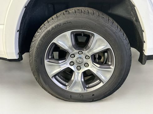 Used 2020 RAM 1500 Laramie image 11