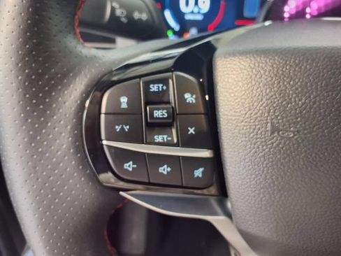 Used 2025 Ford Explorer ST-Line AWD/4WD image 8