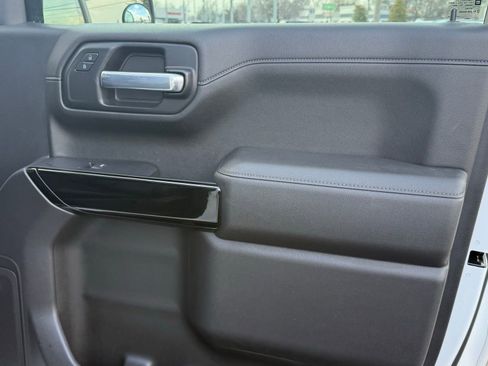 Used 2021 Chevrolet Silverado 1500 RST w/ Convenience Package II image 17