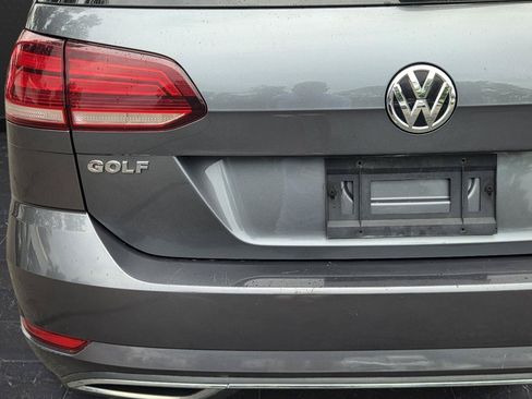 Used 2019 Volkswagen Golf S AWD/4WD image 34