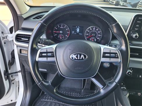 Used 2021 Kia Telluride S image 19