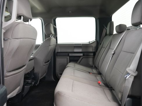 Used 2019 Ford F150 XLT w/ Equipment Group 302A Luxury AWD/4WD image 21