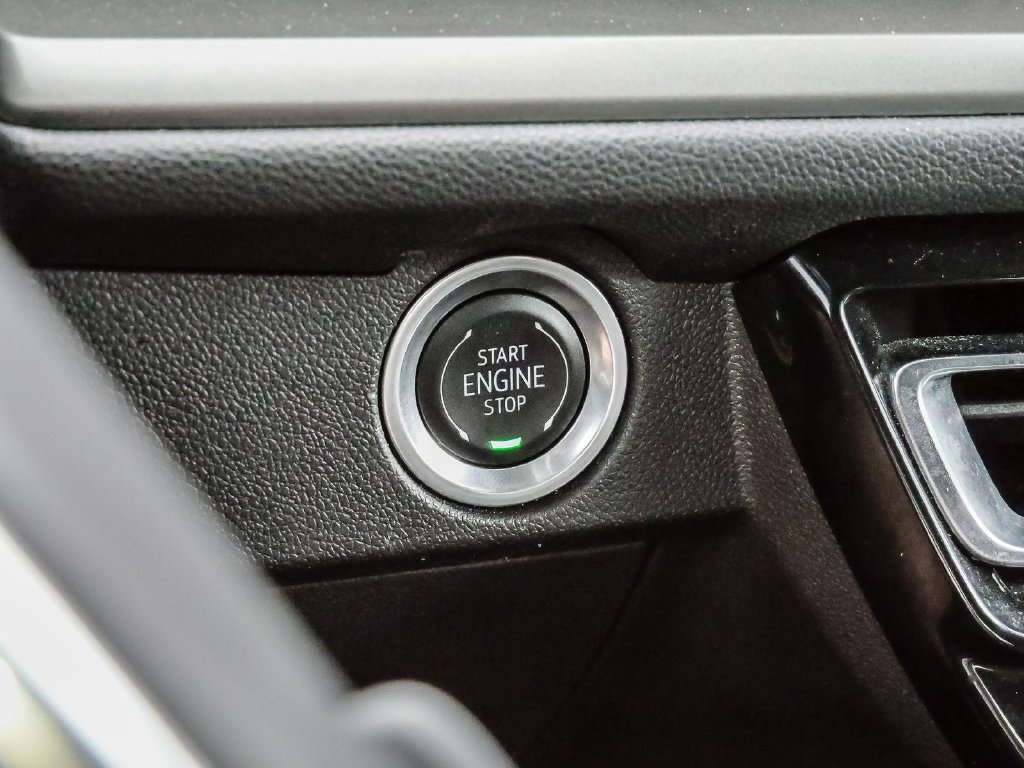 Used 2025 Chevrolet Traverse LT FWD image 31