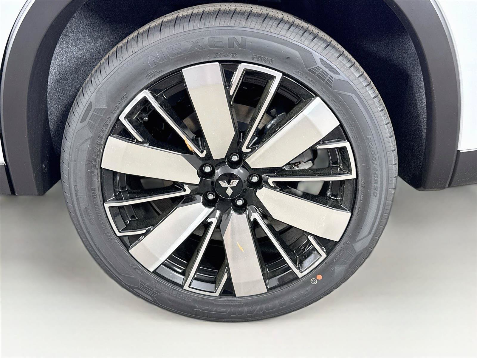 New 2026 Mitsubishi Outlander SE FWD image 28
