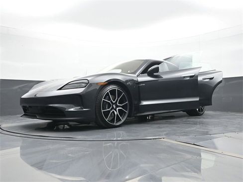 New 2026 Porsche Taycan image 32