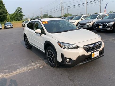 Used 2022 Subaru Crosstrek 2.0i Premium image 7