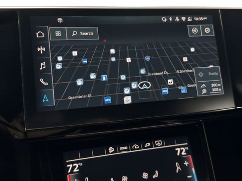 Used 2022 Audi e-tron Premium Plus w/ Premium Plus Package image 23