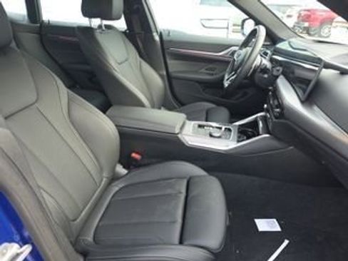 Used 2025 BMW 430i xDrive w/ M Sport Package image 5