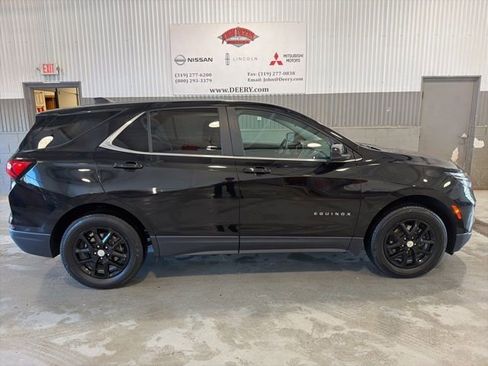 Used 2024 Chevrolet Equinox LT image 2