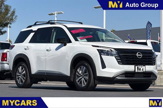 Used 2026 Nissan Pathfinder SL AWD/4WD image 1