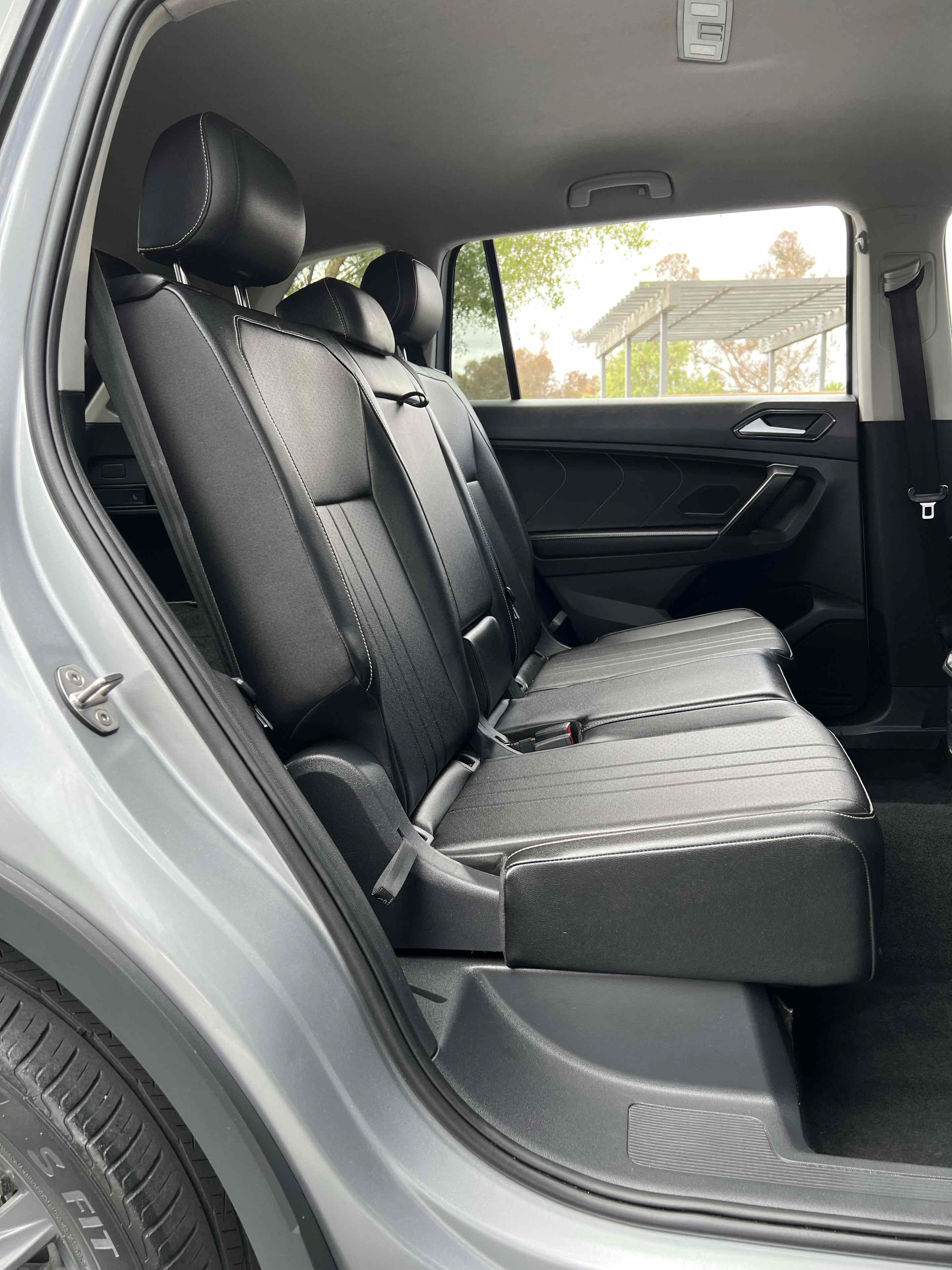 Used 2023 Volkswagen Tiguan SE FWD image 35