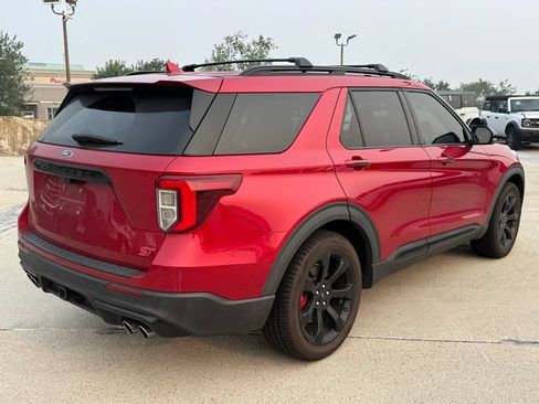 Used 2020 Ford Explorer ST w/ ST Street Pack AWD/4WD image 3