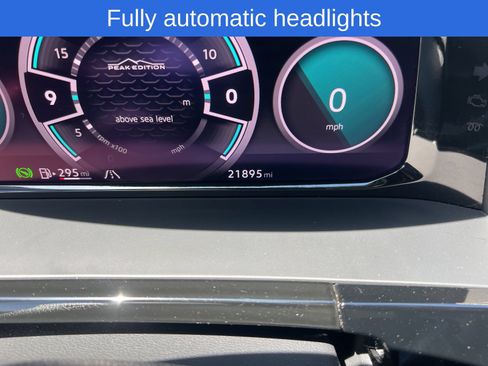 Certified 2024 Volkswagen Atlas Peak Edition SE AWD/4WD image 12