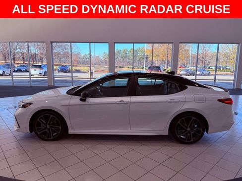 Used 2025 Toyota Camry XSE image 4