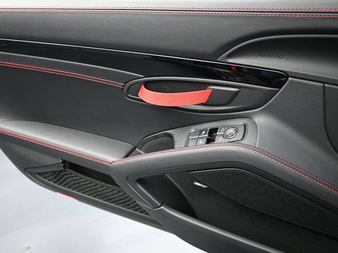 Certified 2019 Porsche 911 Speedster RWD image 24