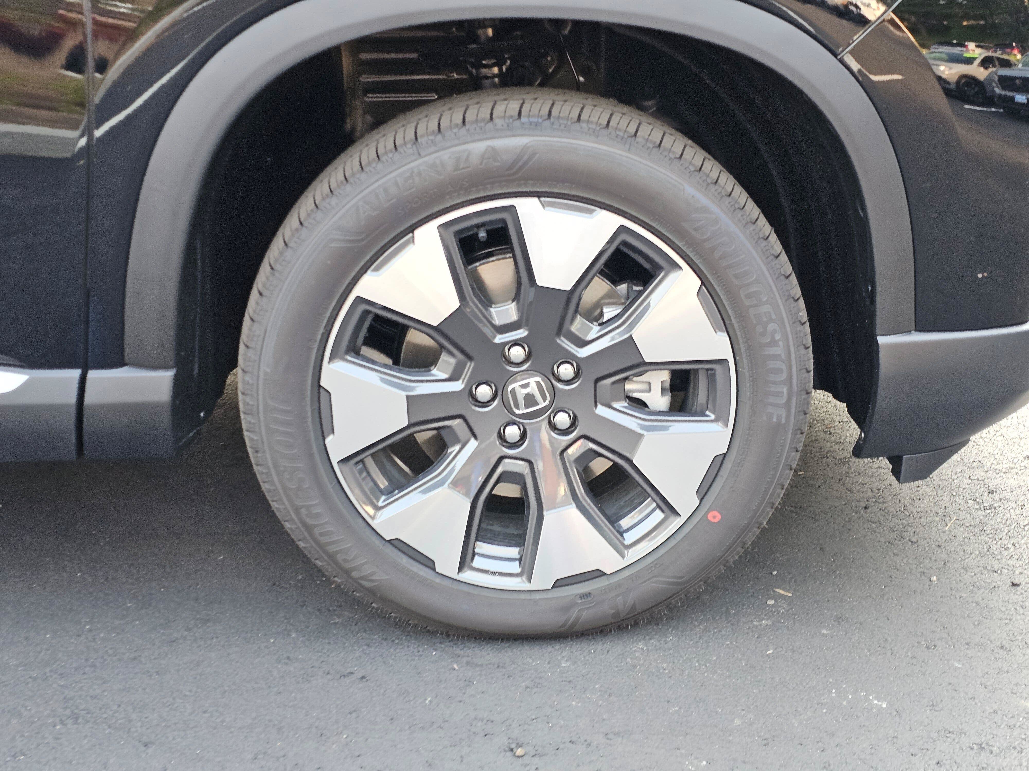 New 2026 Honda Pilot Elite image 9