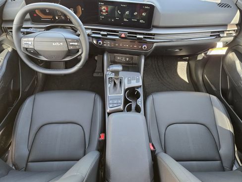 New 2026 Kia Sportage EX FWD image 18