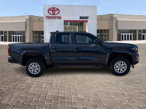 New 2026 Toyota Tacoma SR image 7