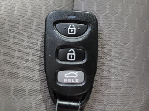 Used 2020 Hyundai Elantra SEL w/ Cargo Package (C1) FWD image 32