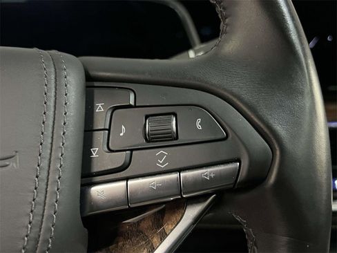 Certified 2021 Cadillac Escalade Premium Luxury Platinum image 27