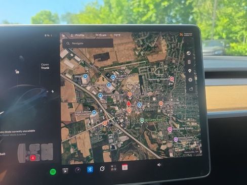 Used 2022 Tesla Model 3 Long Range AWD/4WD image 18